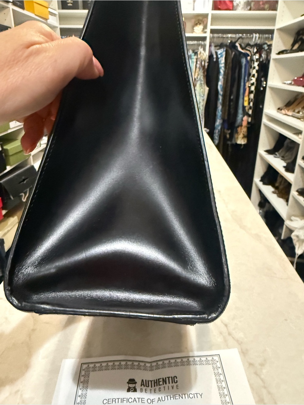 Cartier
Vintage Leather Panthere tote bag in EUC - Picture 5 of 17